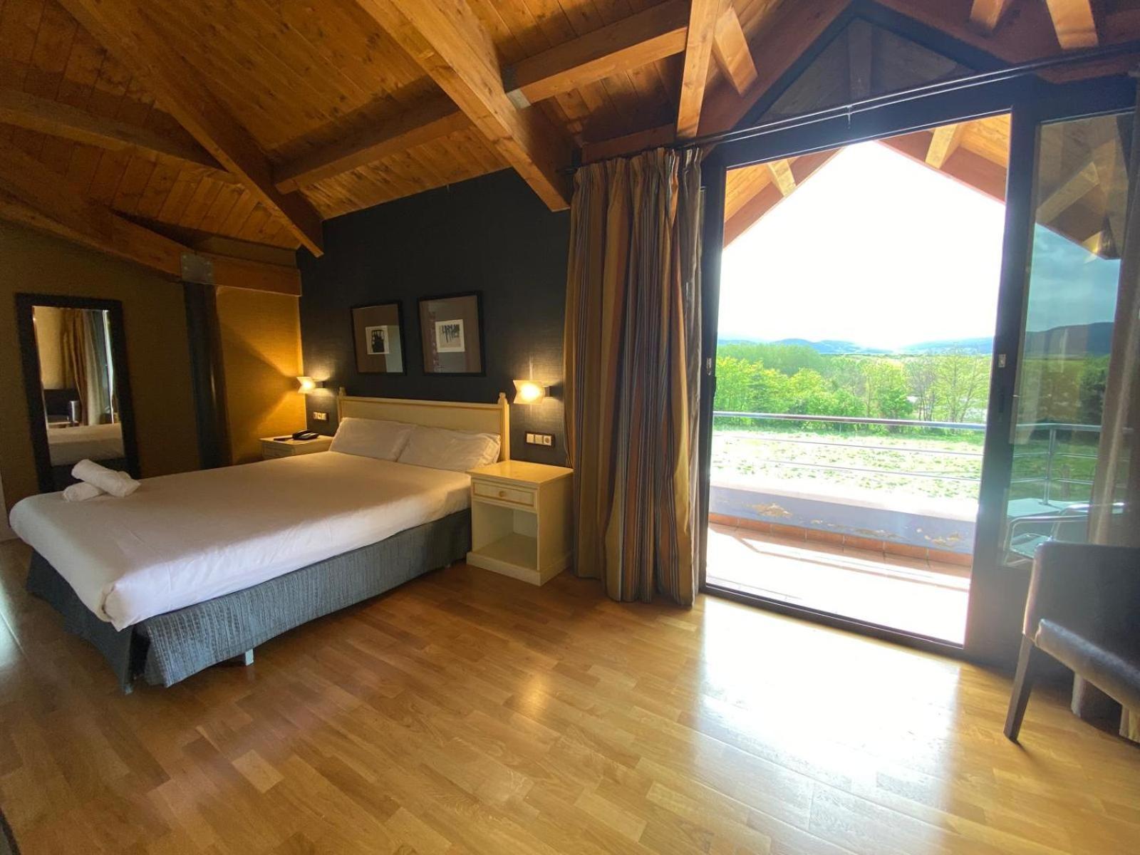 Roomrural Hotel Iru-Bide Lumbier Ngoại thất bức ảnh