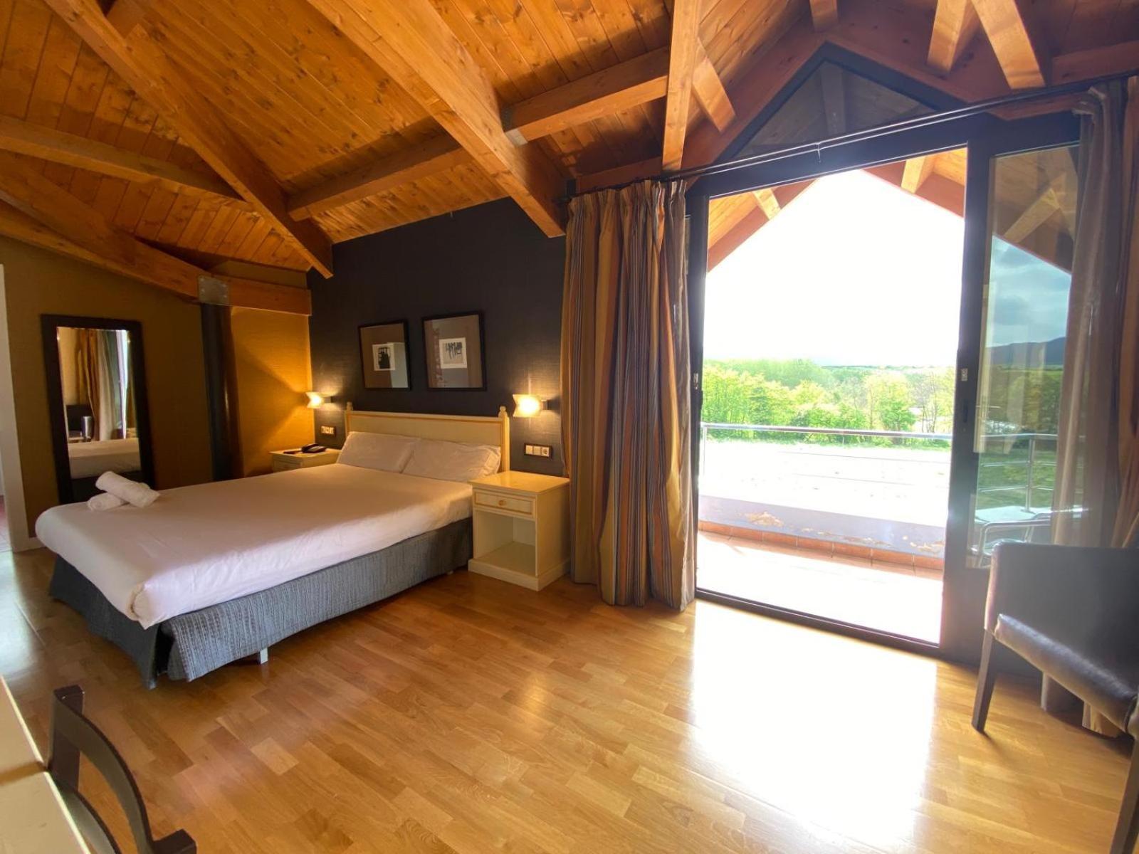 Roomrural Hotel Iru-Bide Lumbier Ngoại thất bức ảnh