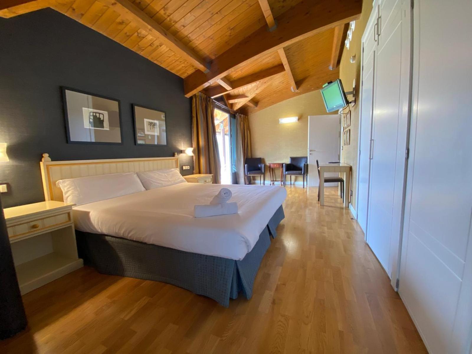Roomrural Hotel Iru-Bide Lumbier Ngoại thất bức ảnh